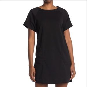 🆕 The Vanity Room short sleeve black Dress size medium with pockets